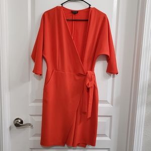 Wrap dress with pockets!